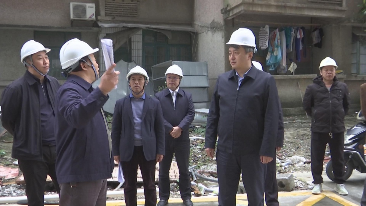 ��������ǽ�����ƽ�������¥������ʱǿ��  �۽�Ⱥ�ڡ����ѳ��Ρ� ȫ���ƽ�������¥����Ŀ